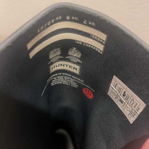 Hunter mid-calf rain two toned rain boot - Picture 3 of 3